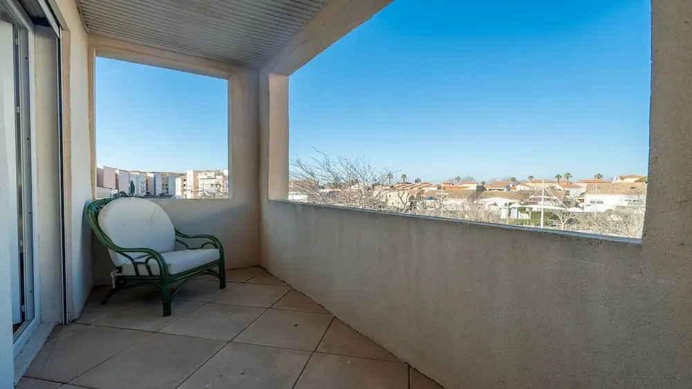 Afficher la photo 6 — Comfort With Sunlit Balcony