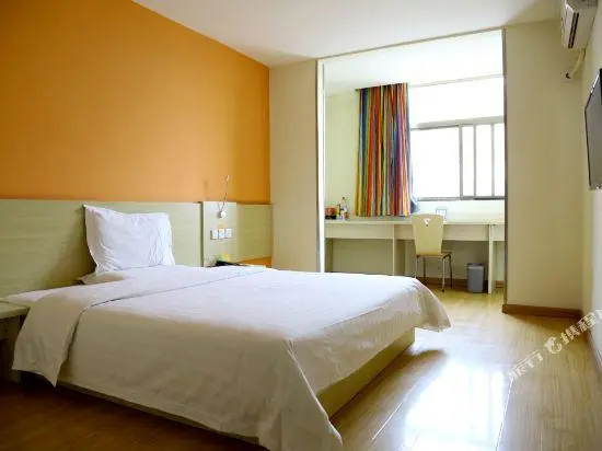 7 Days Inn (Yuncheng Bus Station)