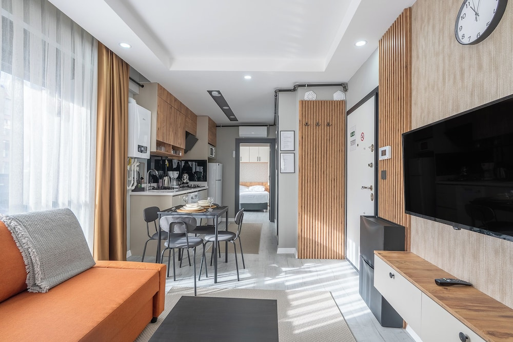 Deluxe Apartment