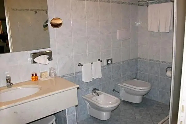 Hotel Gabarda - Chambres