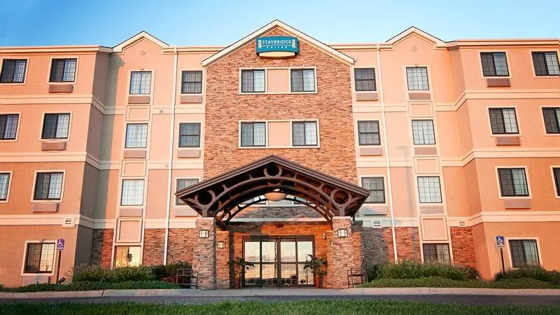 Staybridge Suites Wichita by IHG - Chambres