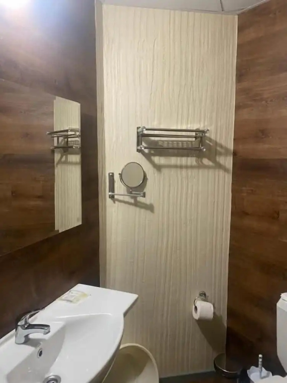 Standard Double room with balcony (full double bed)