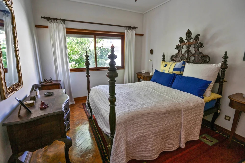 Standard Double room with balcony (full double bed)