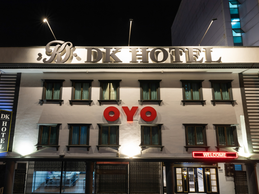 Oyo 490 Dk Hotel in Iskandar Puteri
