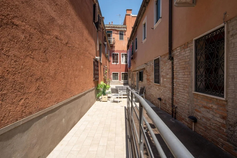 Herion Palace Apt 5 by Wonderful Italy