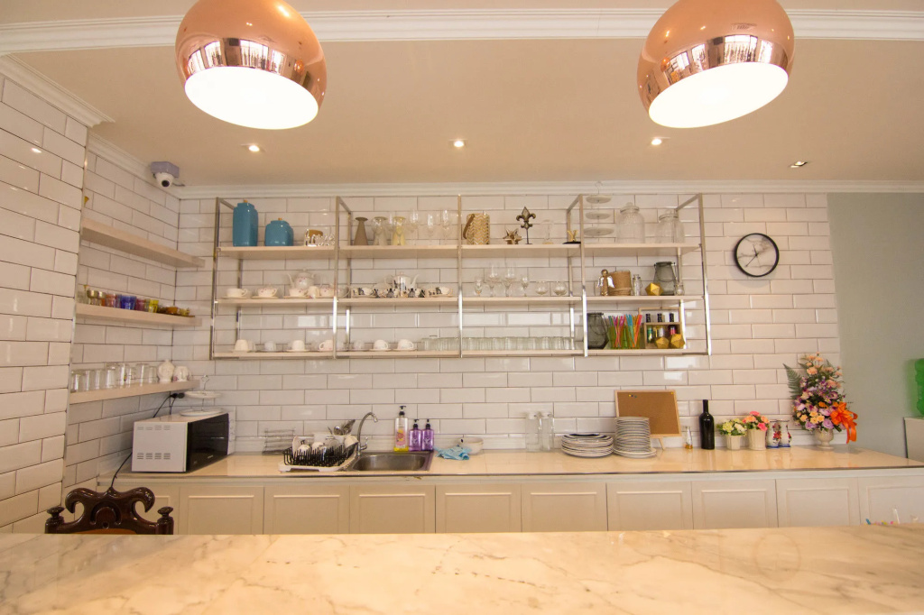 Lobby & Reception