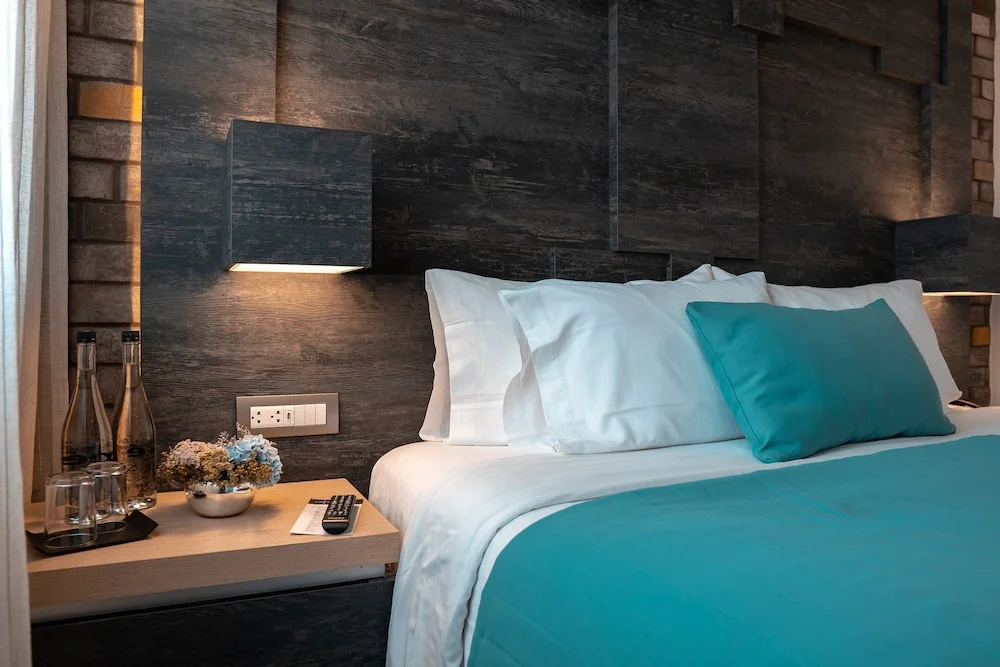 Double Suite (full double bed)