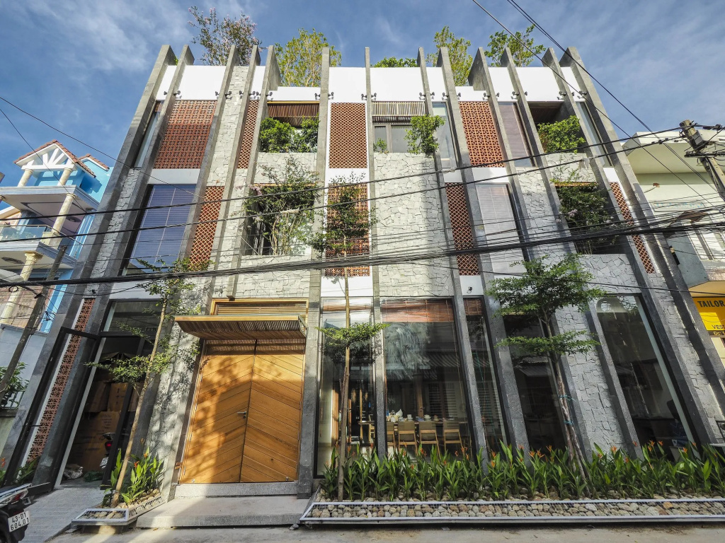 Minh House