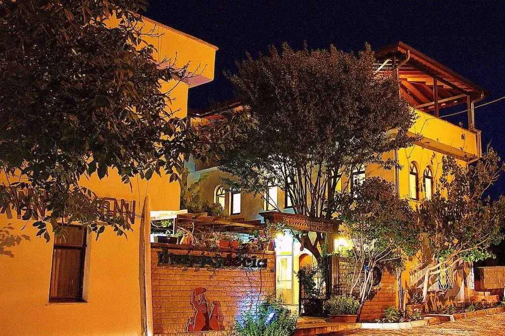 Hotel photo 1