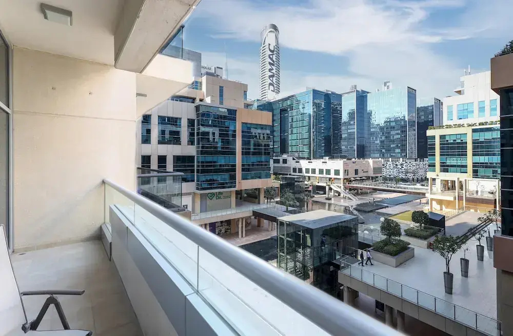 Elite LUX Holiday Homes - Bay Square Luxury Studio in Business Bay Dubai