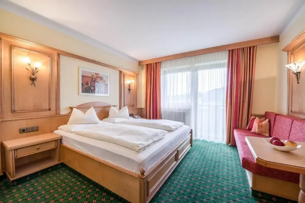 Comfort Double room with balcony full double bed