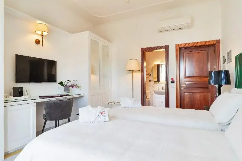 Classic Double room (twin beds)