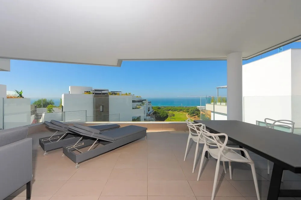 Apartment Yvonny Cabopino Canovas
