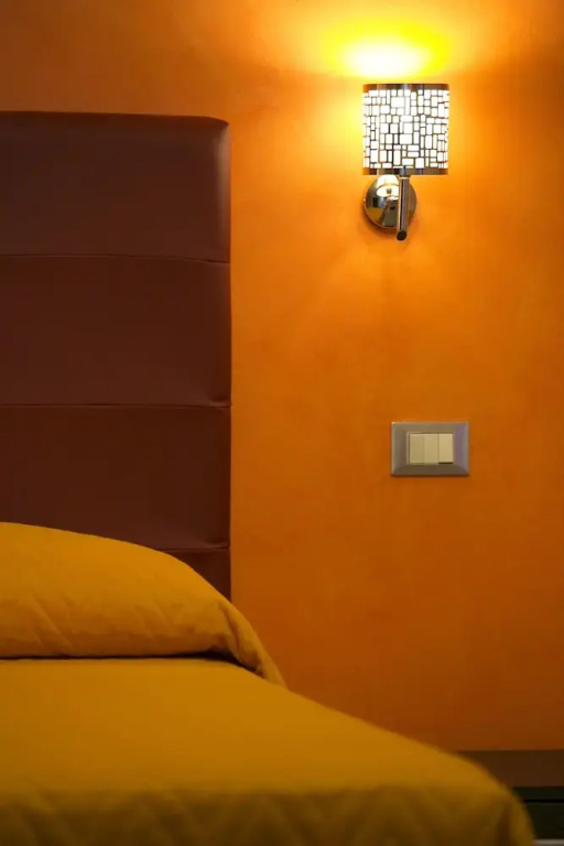 Standard Triple room with balcony