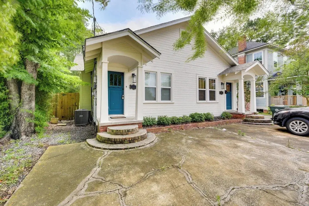 Charming Lake Charles Vacation Rental w/ Yard