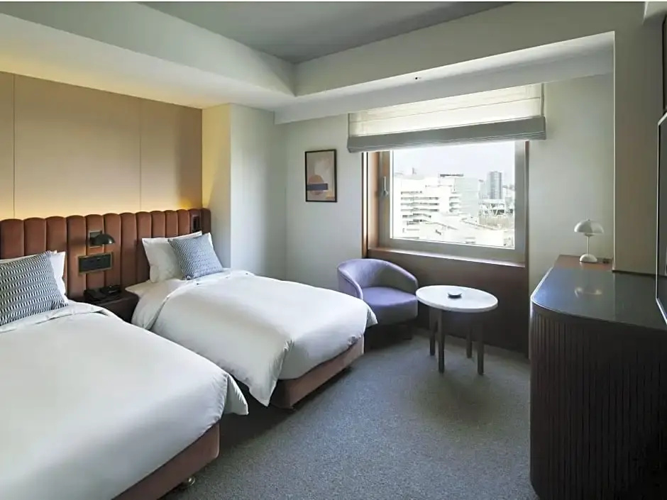 Standard room with city view