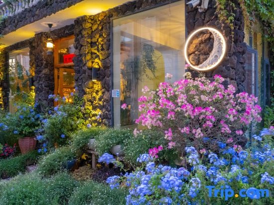 Fuxian Lake Tianye B & B in Yuxi