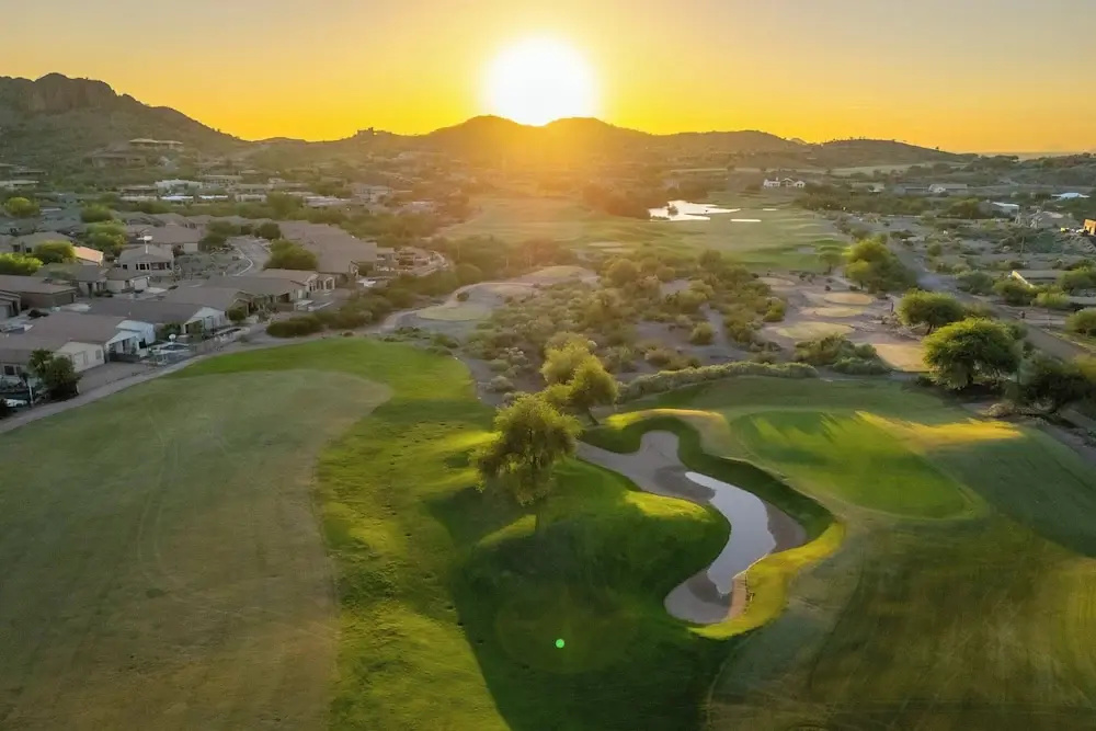 Gold Canyon Golfer's Getaway w/ Scenic Views!
