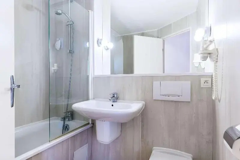 Comfort Hotel Evreux - Chambres