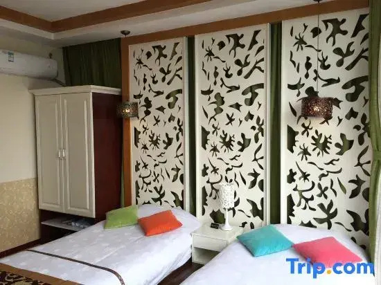 Standard Double room with sunrise view (twin beds)
