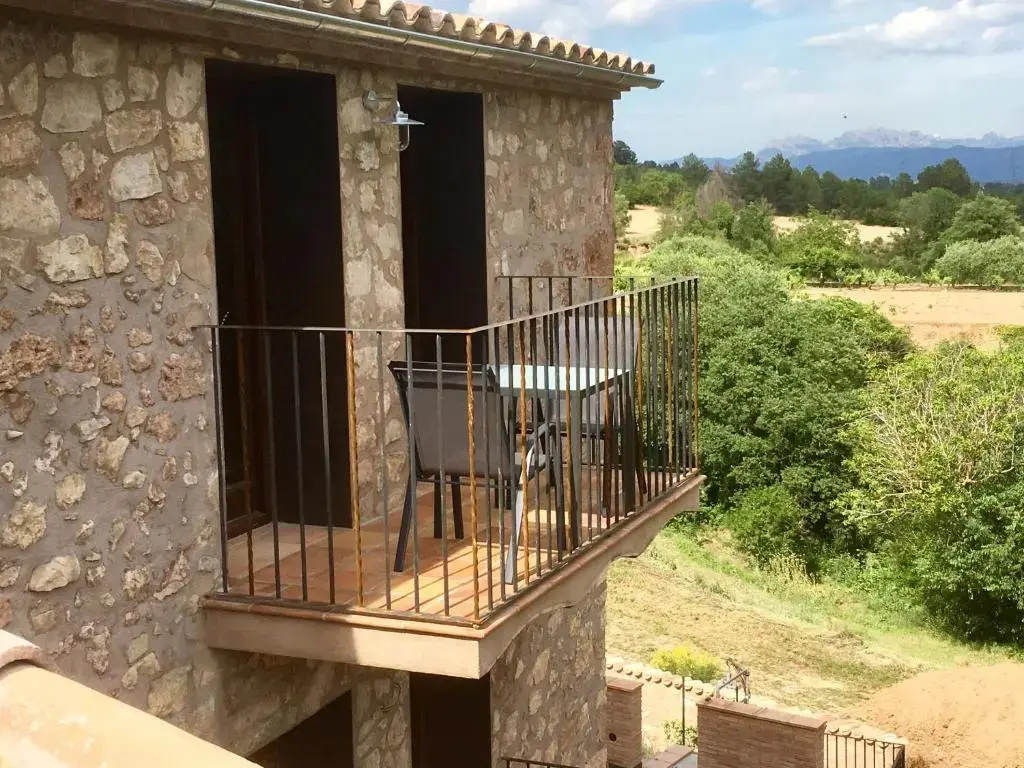 Apartment with mountain view