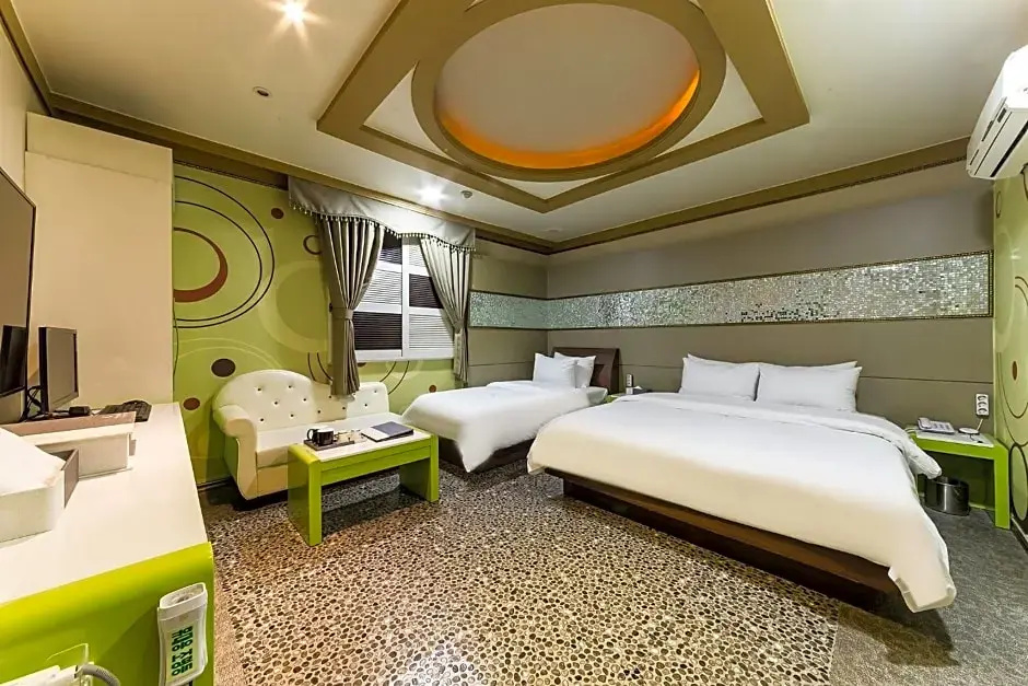 Hotel Millennium - Chambres
