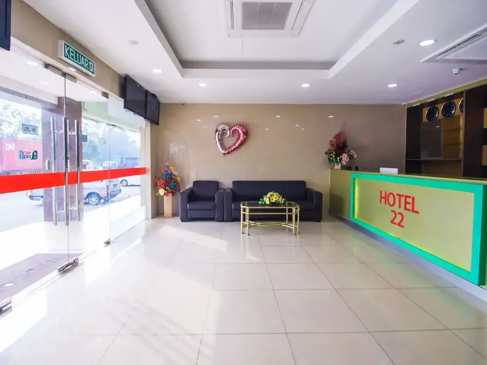 Lobby & Reception