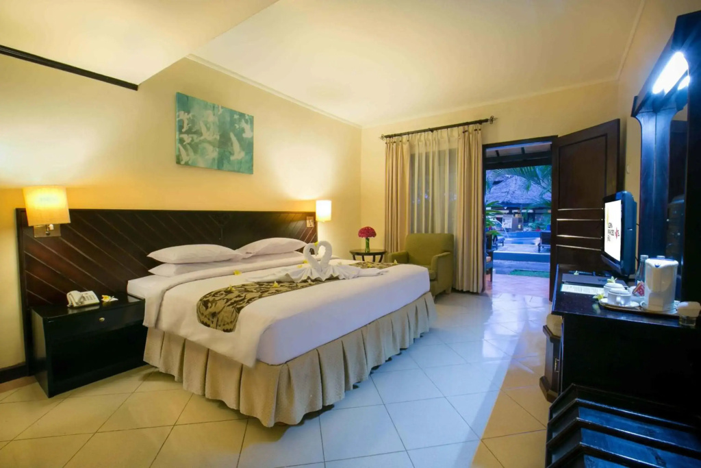 Legian Paradiso Hotel — фото