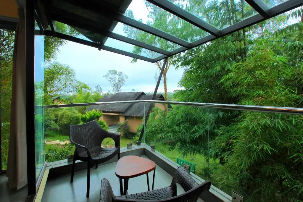 2 Bedrooms Villa