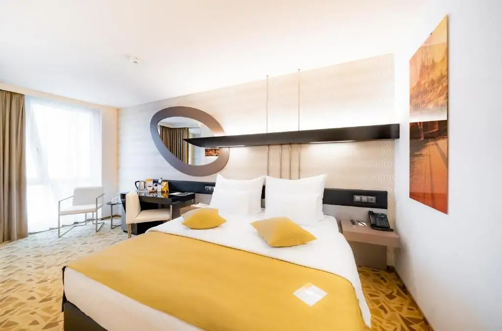 Classic Double room (full double bed)