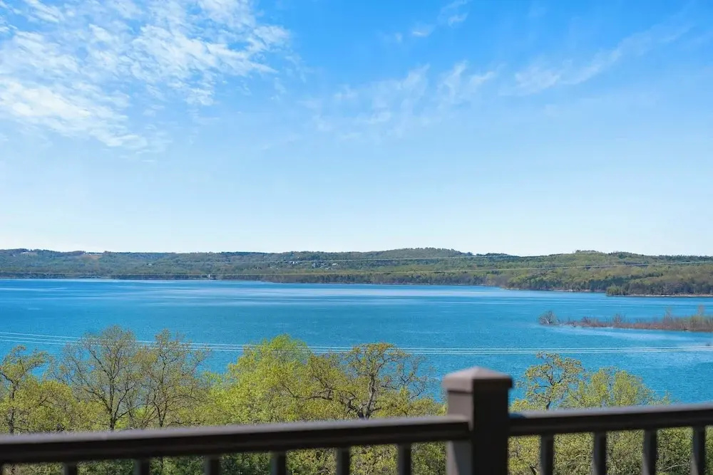 Majestic View Getaway w/ Beautiful Lake Views!