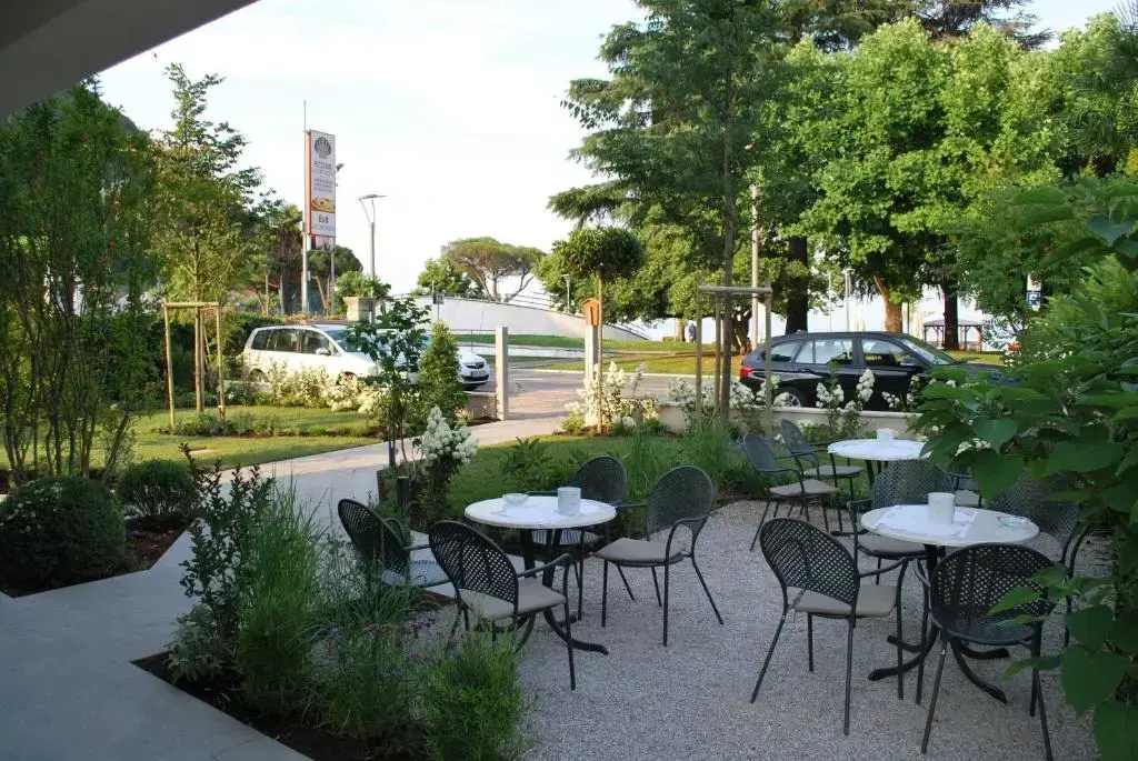 Hotel Europa - 2
