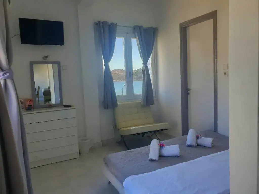 Standard Quadruple room with sea view