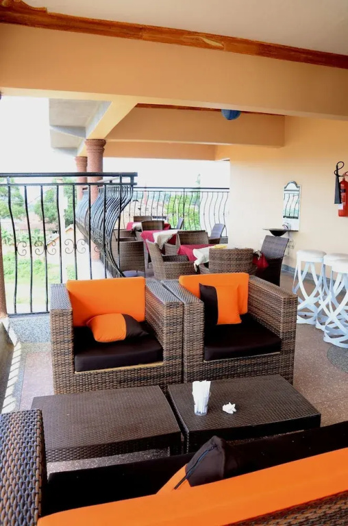 Hotel photo 12