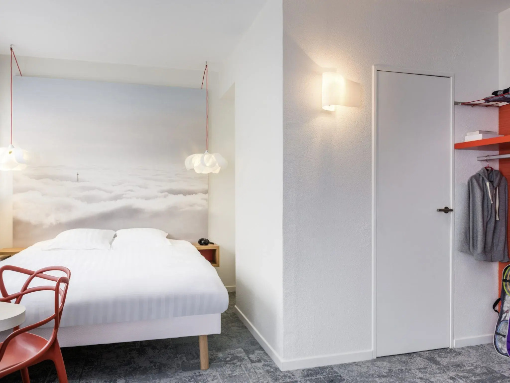 Voir la photo 2 — ibis Styles Paris Velizy