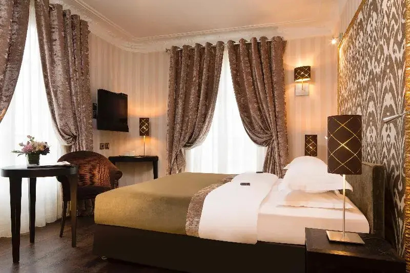 Hotel Ares Eiffel 74