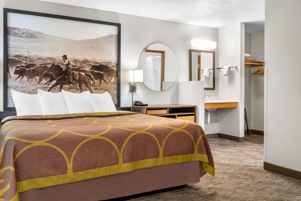 Super 8 By Wyndham Custer/crazy Horse Area