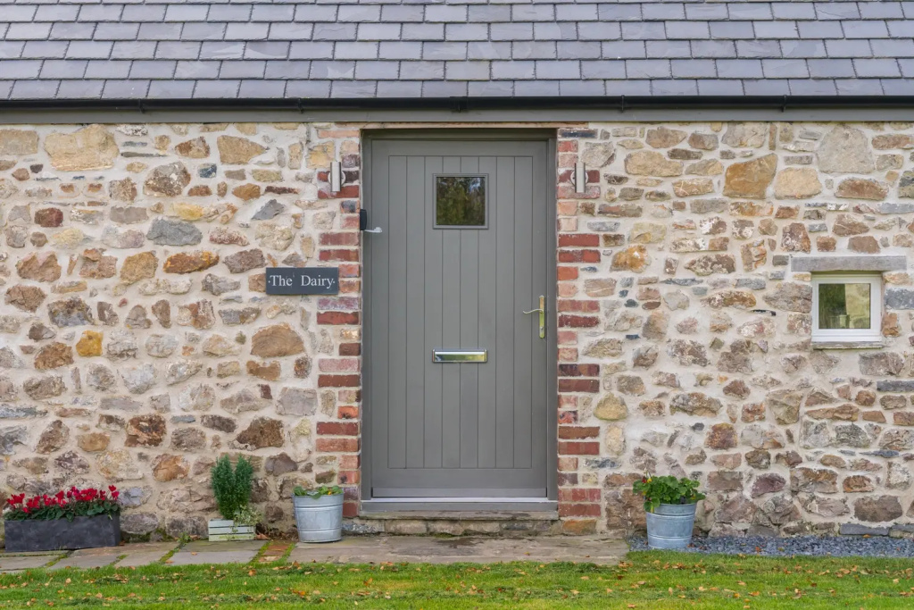 The Dairy - Luxury Cottage Hot Tub and Summer House Countryside Views Pet Friendly