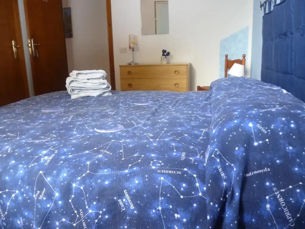 Standard Double room with sea view (full double bed)