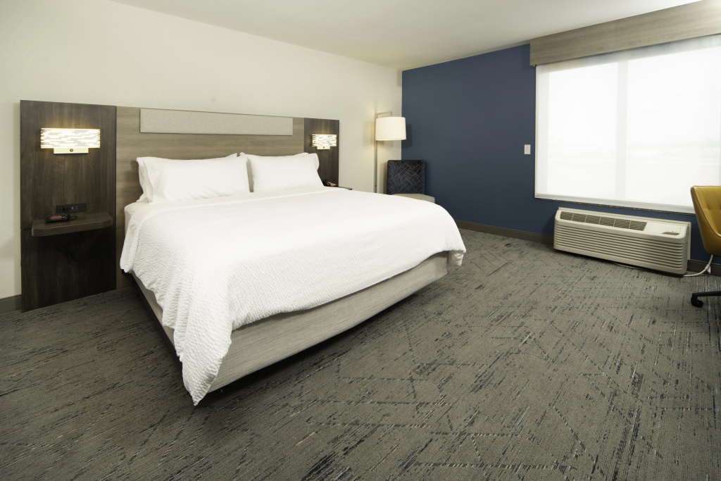 Holiday Inn Express Hotel and Suites St. Charles by IHG - Général