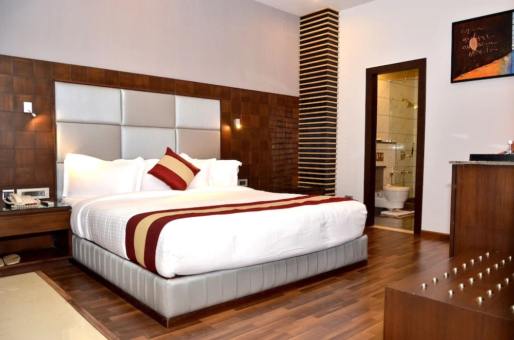 Sawera Grand - Chambres