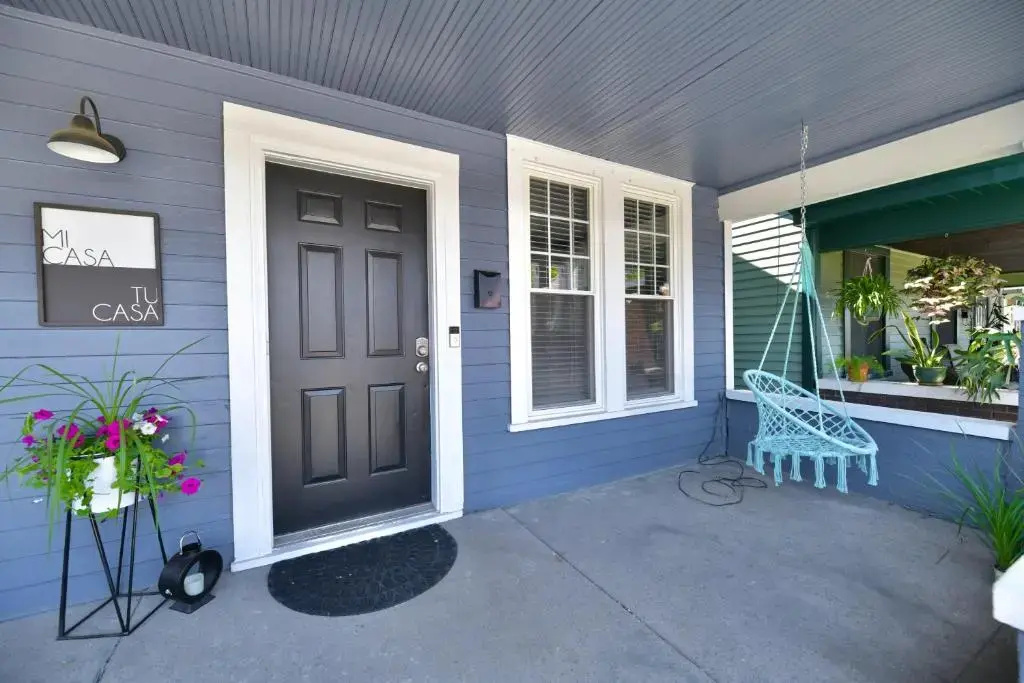 2 houses in 1 heart of Fountain Square DT Indy
