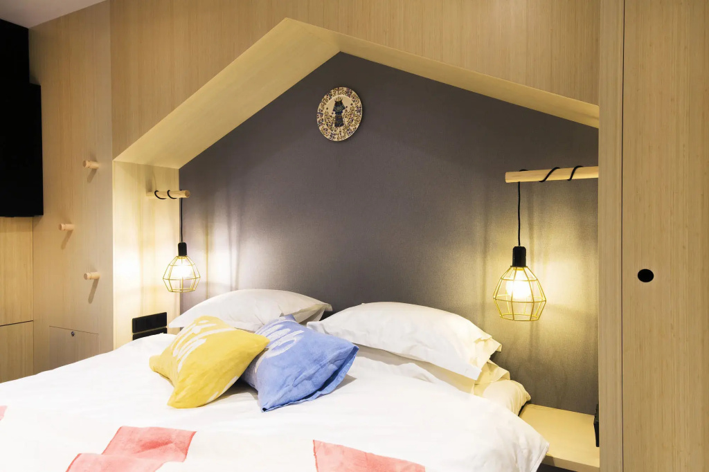 Hotel With Urban Deli - Général