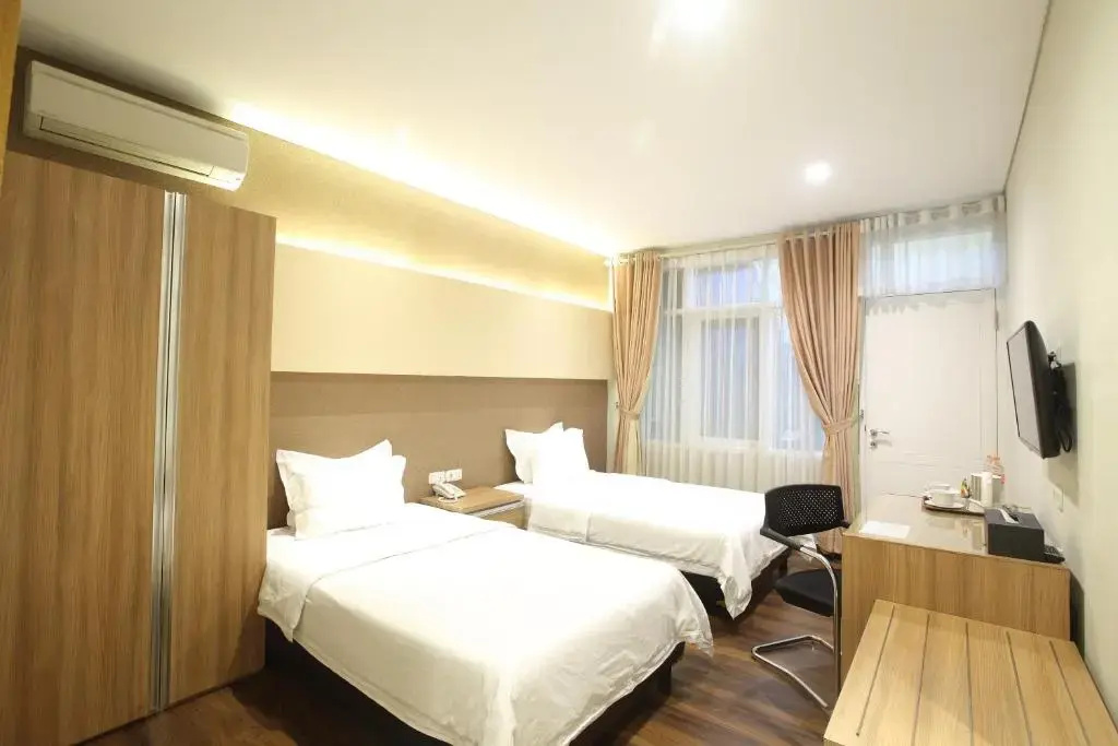 Economy Double room (twin beds)