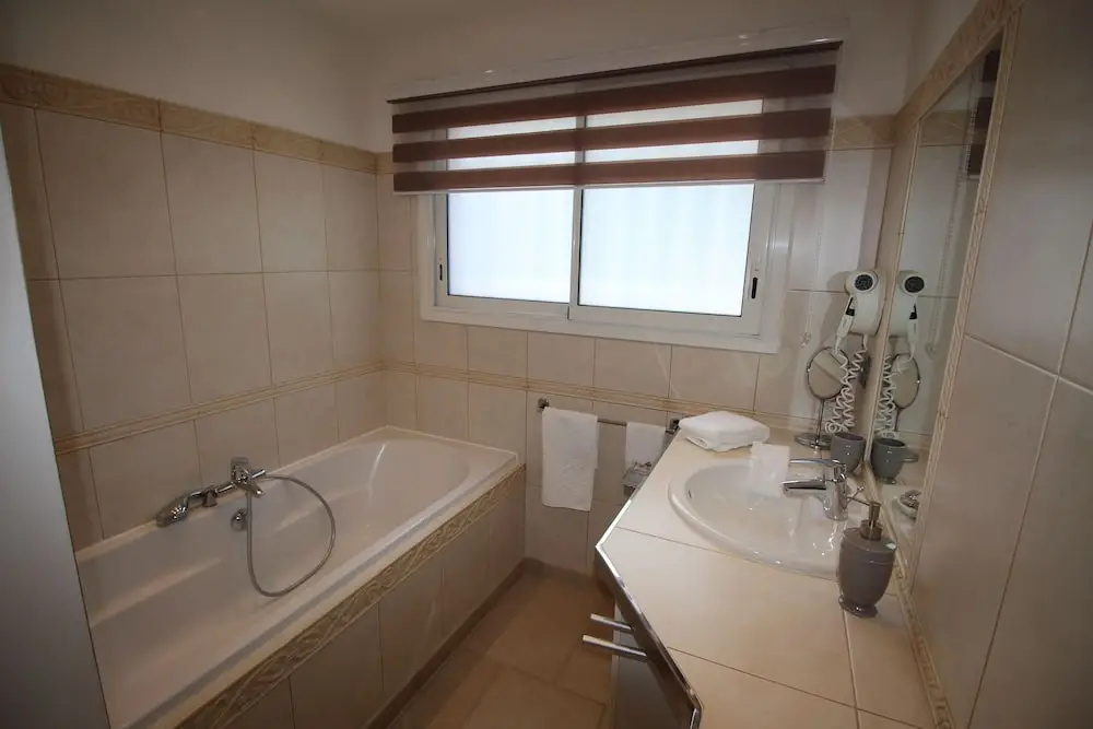 Afficher la photo 7 — La Villa Jalna Chambres Appartement