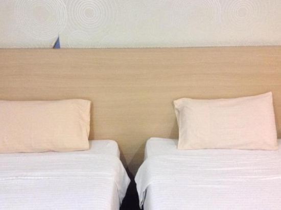 Maxim Hotel