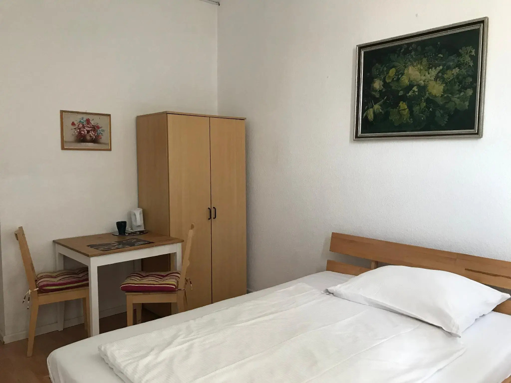 Standard Single room
