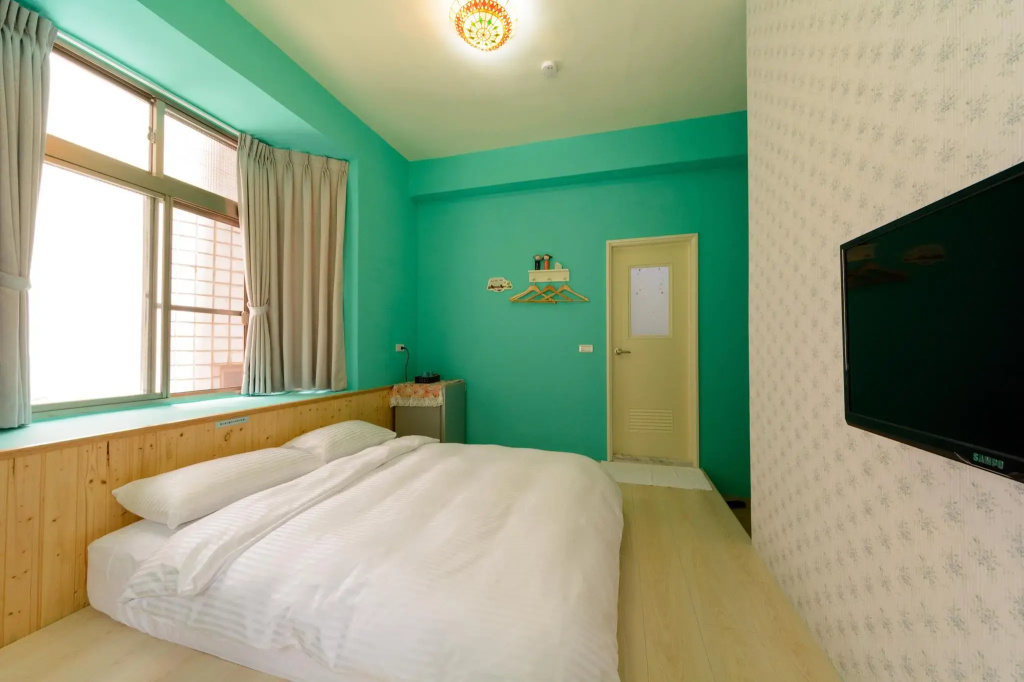 Standard Double room (full double bed)