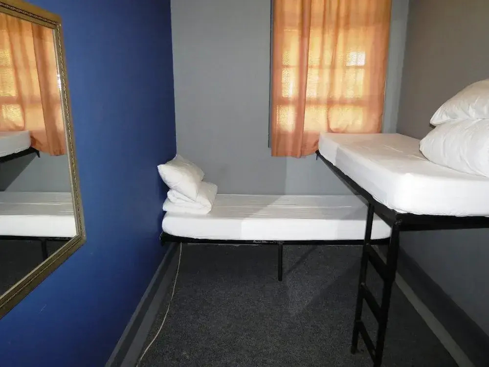 Economy room