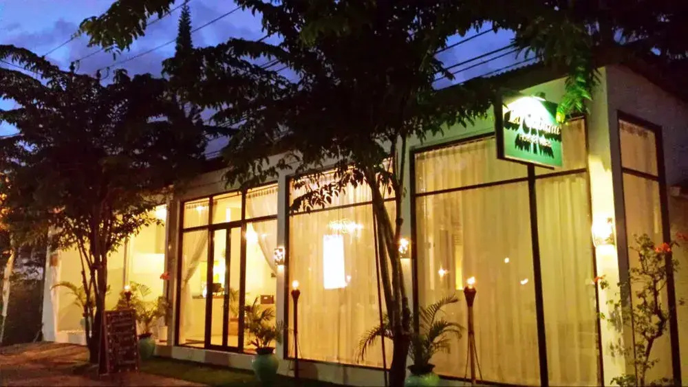 La Cabana Hotel and Villas